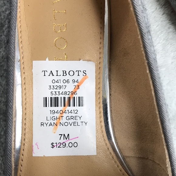 Talbots Light Gray Ryan Novelty Dog Holiday Loafer Flats Size 7M New - Picture 2 of 11